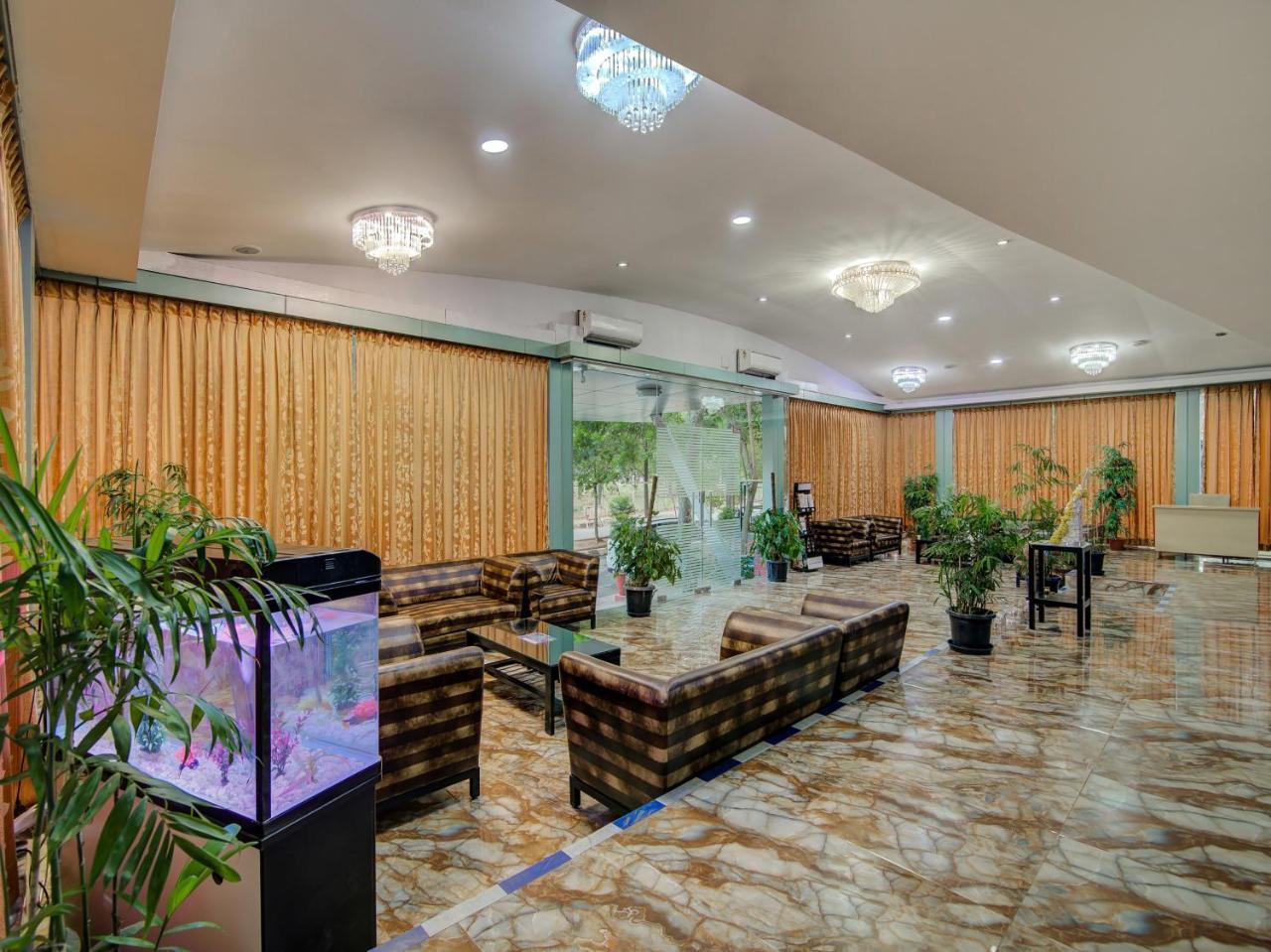 Gardeenia Comfortes Suites Kammasandra Buitenkant foto