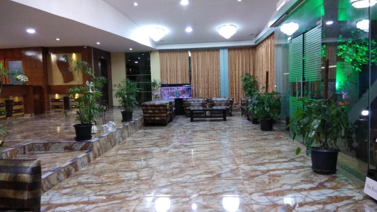 Gardeenia Comfortes Suites Kammasandra Buitenkant foto